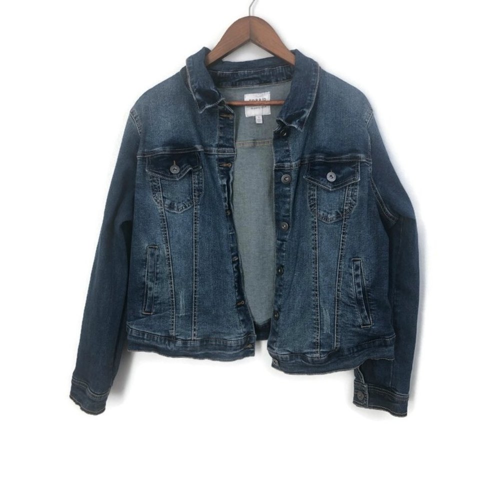 Torrid Women's Jean Jacket size 14/16